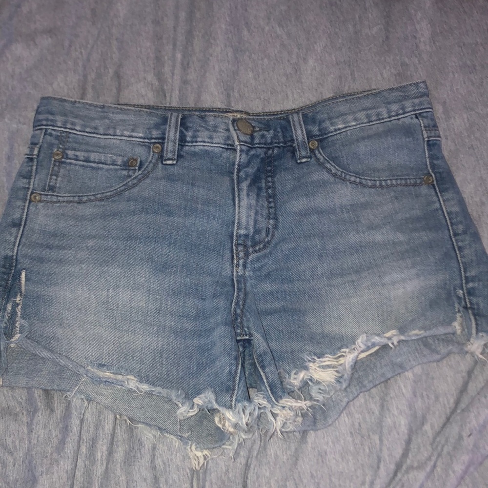 Free people denim shorts. Never worn. Super cute